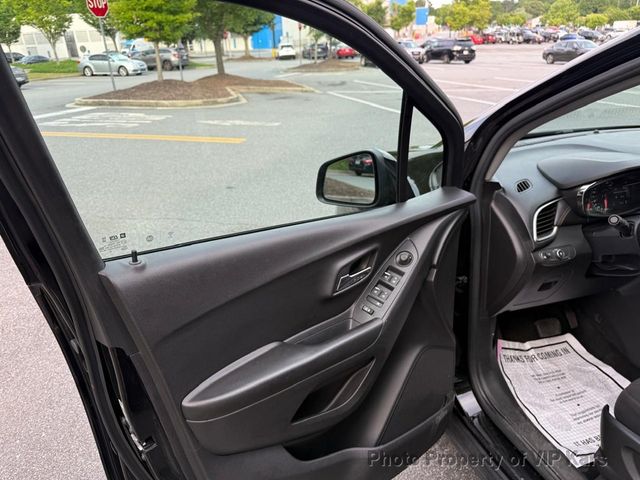 2021 Chevrolet Trax AWD 4dr LS - 23026168 - 11