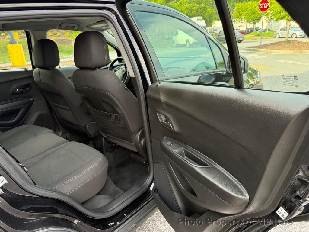 2021 Chevrolet Trax AWD 4dr LS - 23026168 - 8
