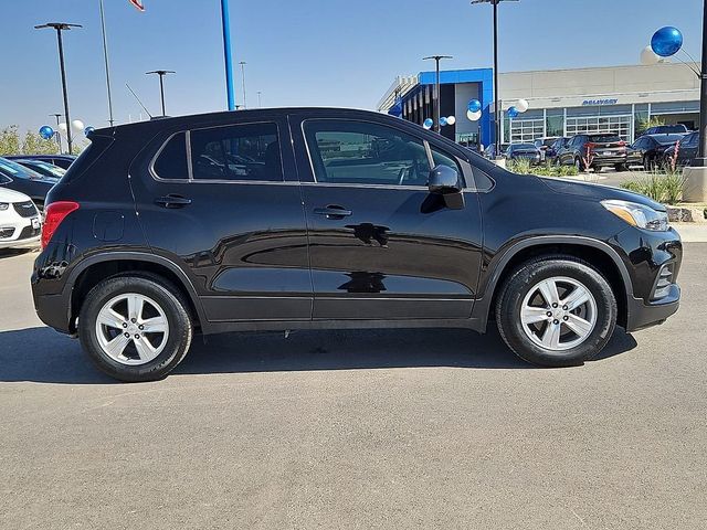 2021 Chevrolet Trax FWD 4dr LS - 23073714 - 1