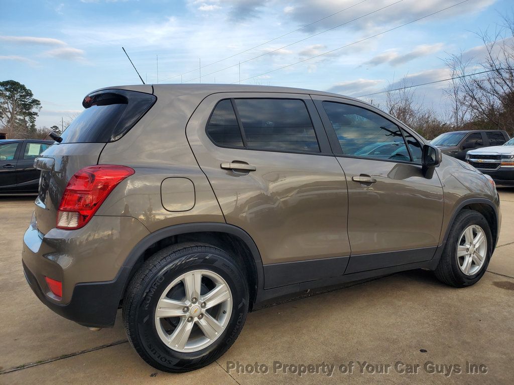 2021 Chevrolet Trax FWD 4dr LS - 22984706 - 7