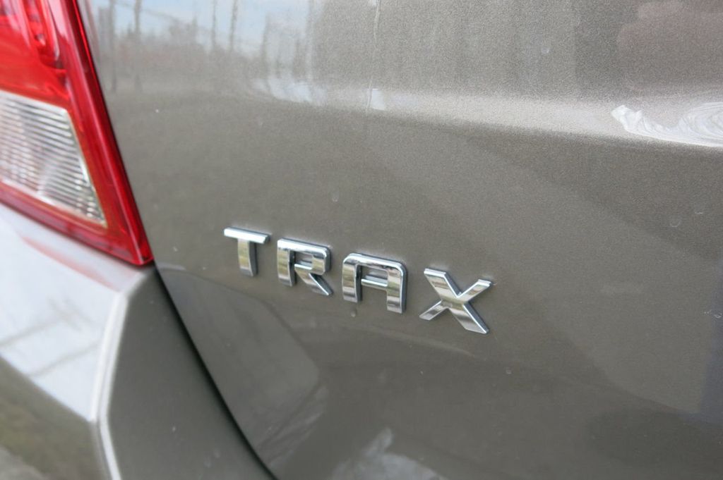 2021 Chevrolet Trax FWD 4dr LT - 22335464 - 9