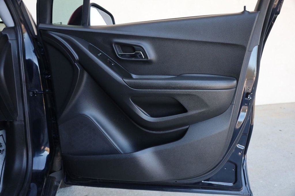 Chevrolet Trax photo 24