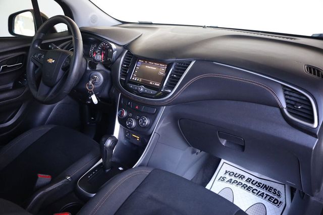 2021 Chevrolet Trax LS - 23093850 - 26