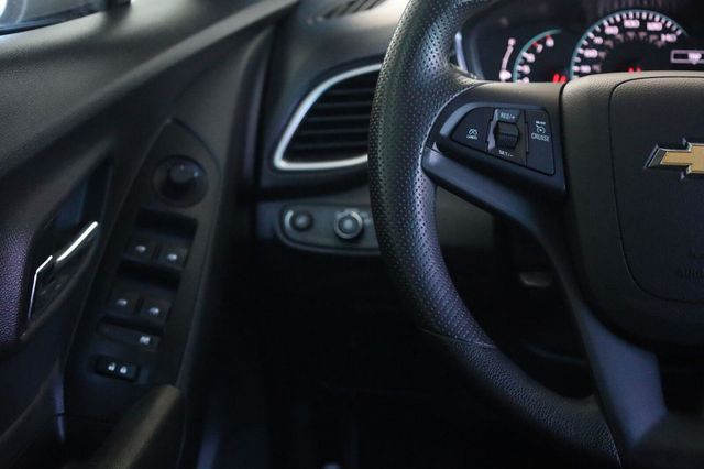 2021 Chevrolet Trax LS - 23093850 - 29