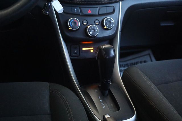 2021 Chevrolet Trax LS - 23093850 - 40