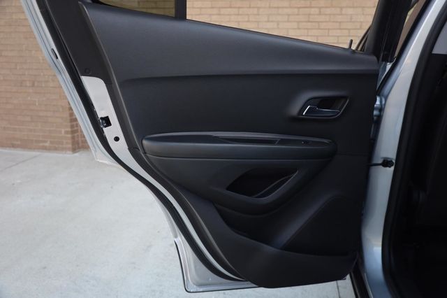 2021 Chevrolet Trax LT - 23046425 - 16