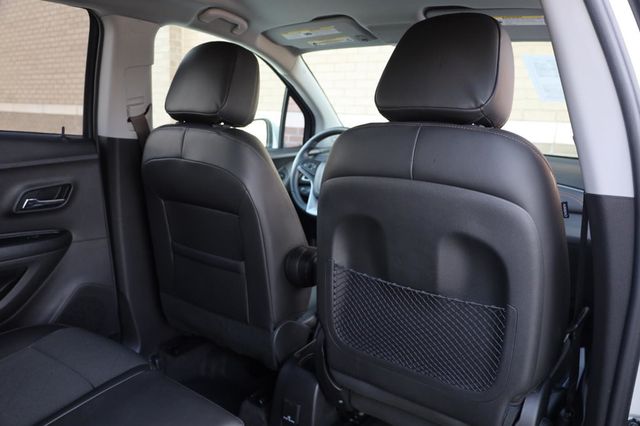 2021 Chevrolet Trax LT - 23046425 - 21