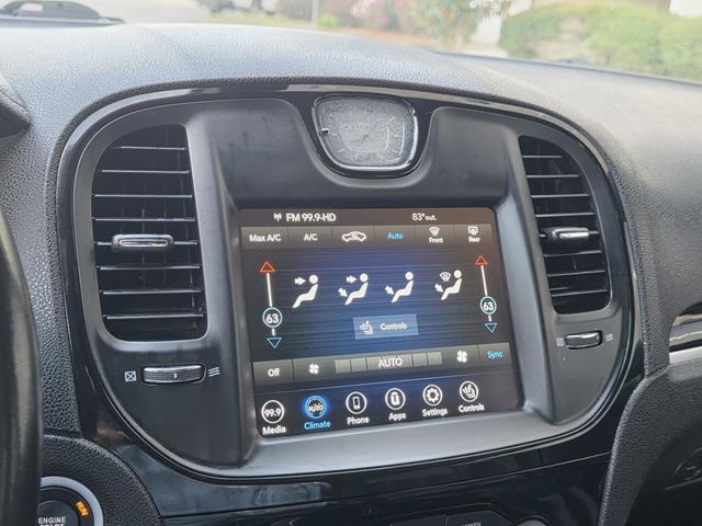 2021 Chrysler 300 300S RWD - 22949053 - 11