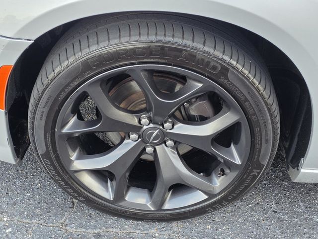 2021 Chrysler 300 300S RWD - 22949053 - 28