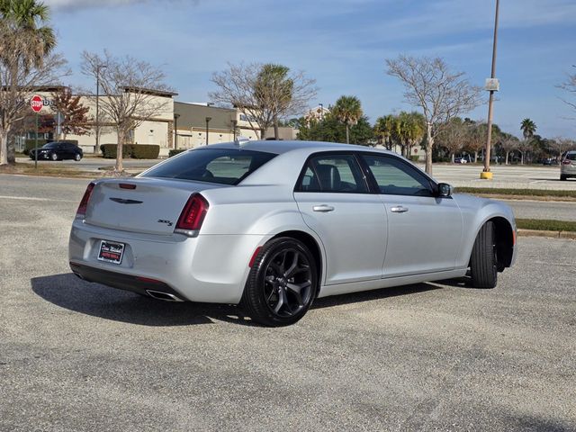 2021 Chrysler 300 300S RWD - 22949053 - 4