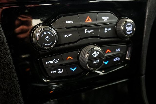 2021 Chrysler 300 300S RWD - 22981953 - 25