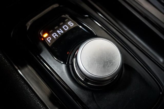 2021 Chrysler 300 300S RWD - 22981953 - 26