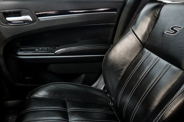 2021 Chrysler 300 300S RWD - 22981953 - 29