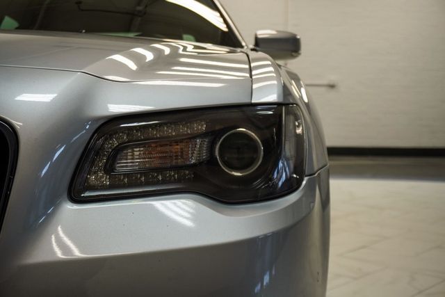 2021 Chrysler 300 300S RWD - 22981953 - 41