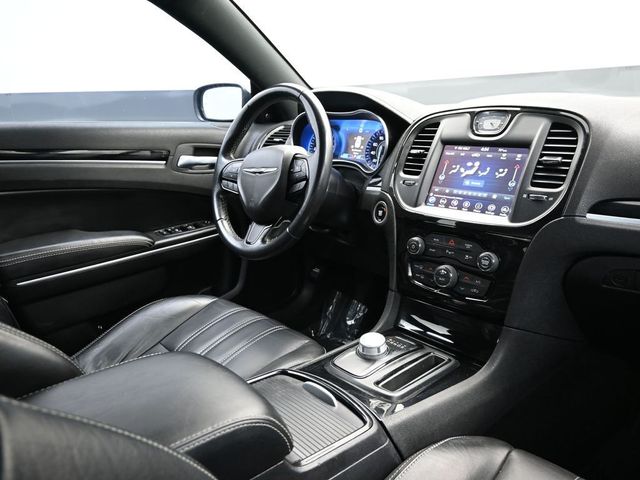 2021 Chrysler 300 300S RWD - 23011987 - 18