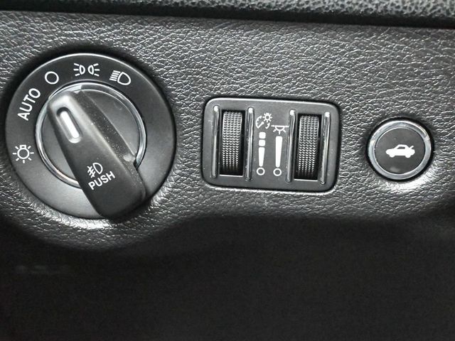 2021 Chrysler 300 300S RWD - 23011987 - 26