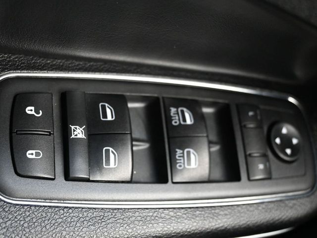 2021 Chrysler 300 300S RWD - 23027567 - 27