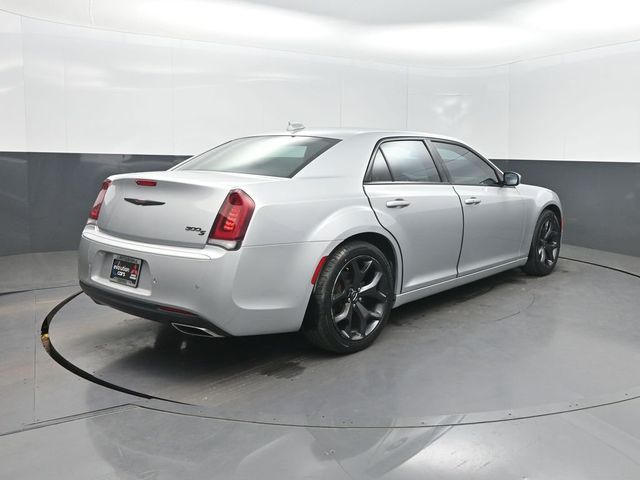 2021 Chrysler 300 300S RWD - 23027567 - 29