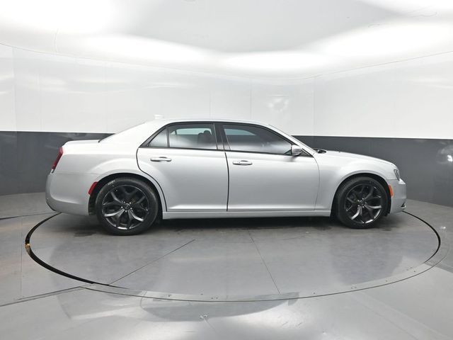 2021 Chrysler 300 300S RWD - 23027567 - 30