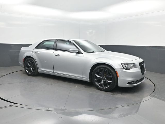 2021 Chrysler 300 300S RWD - 23027567 - 31