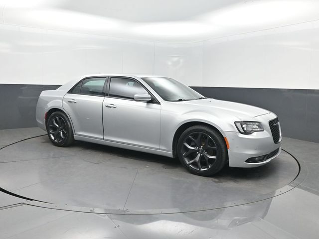 2021 Chrysler 300 300S RWD - 22990446 - 31