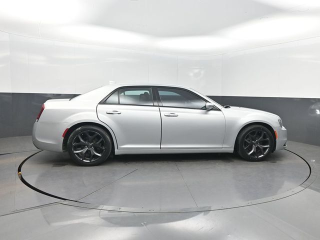 2021 Chrysler 300 300S RWD - 23032989 - 30