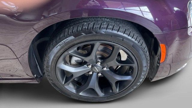 2021 Chrysler 300 Touring RWD - 22999982 - 19