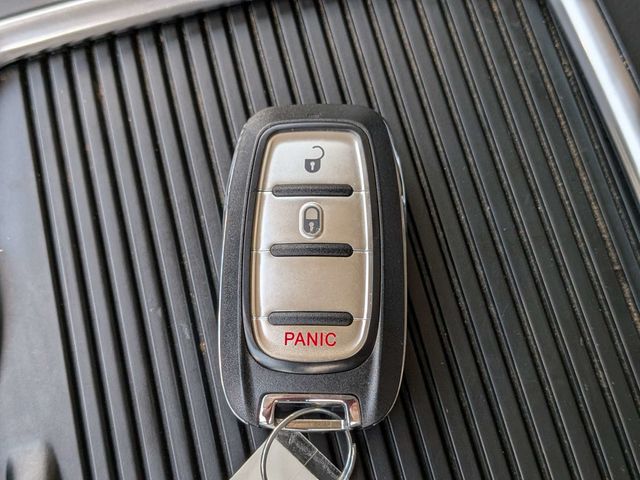 2021 Chrysler Pacifica  - 23050083 - 30