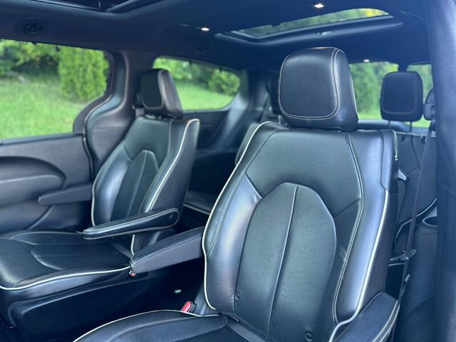 2021 Chrysler Pacifica Hybrid Limited FWD - 22910879 - 20