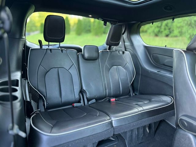 2021 Chrysler Pacifica Hybrid Limited FWD - 22910879 - 25