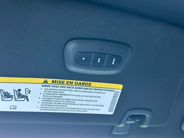 2021 Chrysler Pacifica Hybrid Limited FWD - 22910879 - 38