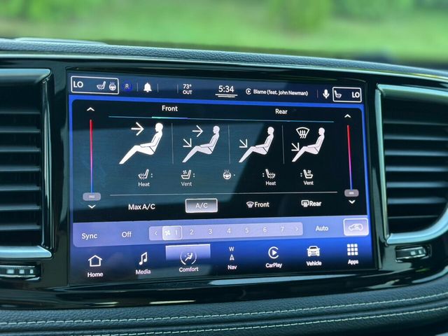 2021 Chrysler Pacifica Hybrid Limited FWD - 22910879 - 42