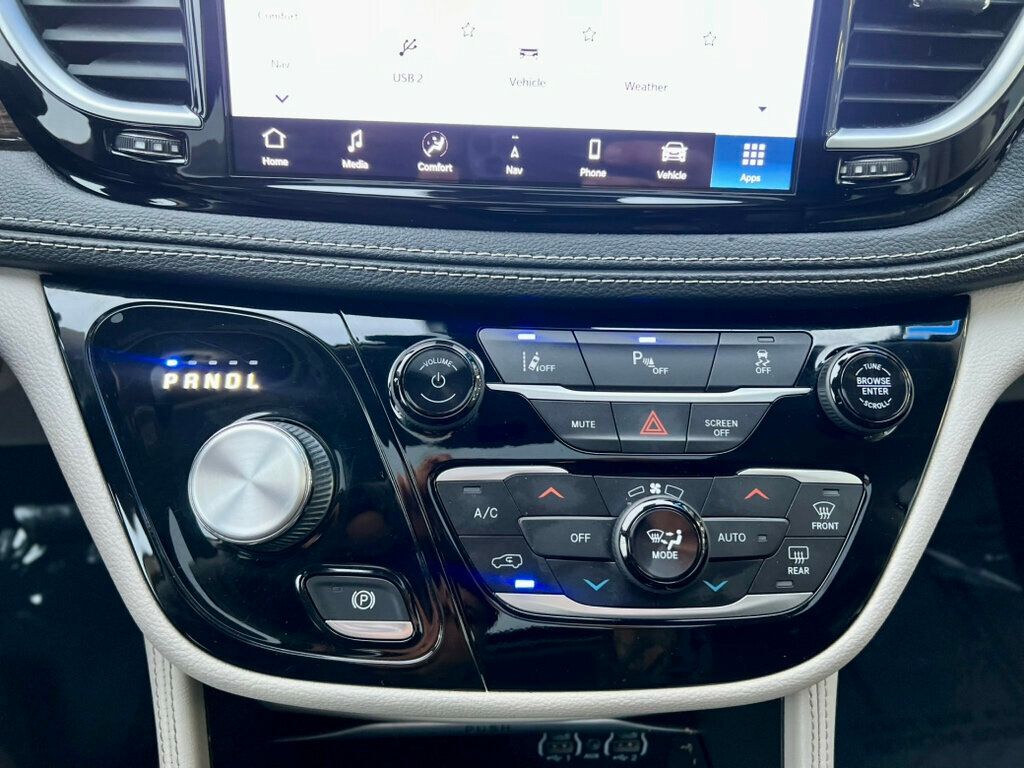 2021 Chrysler Pacifica Hybrid Limited FWD - 22953264 - 34