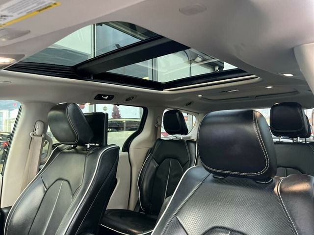 2021 Chrysler Pacifica Hybrid Limited FWD - 22953264 - 37