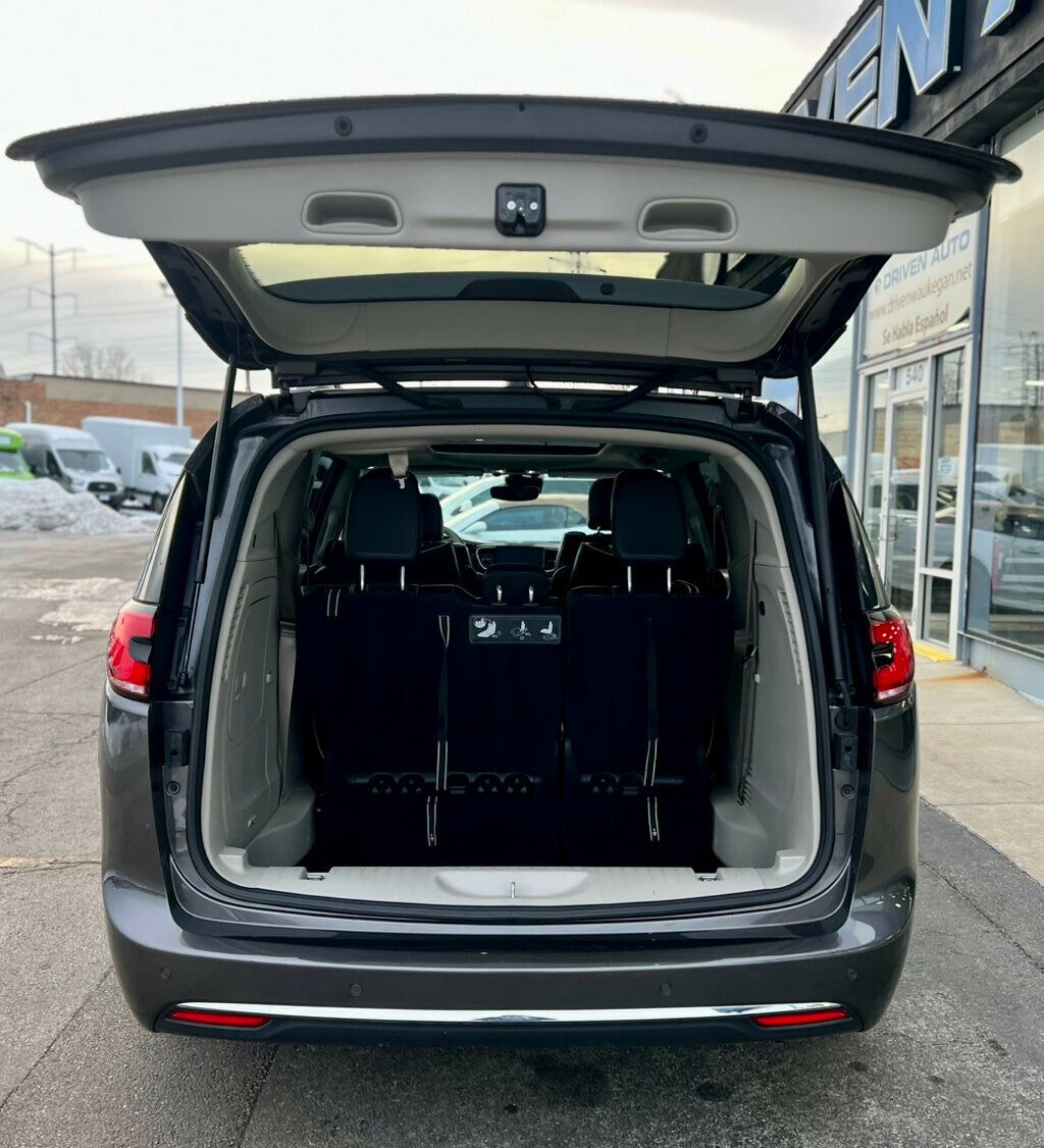 2021 Chrysler Pacifica Hybrid Limited FWD - 22953264 - 7