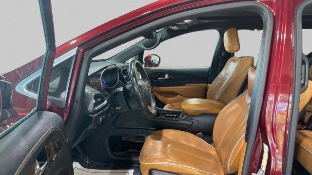 2021 Chrysler Pacifica Hybrid Pinnacle - 23024646 - 14