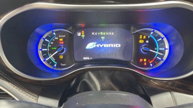 2021 Chrysler Pacifica Hybrid Pinnacle - 23024646 - 20