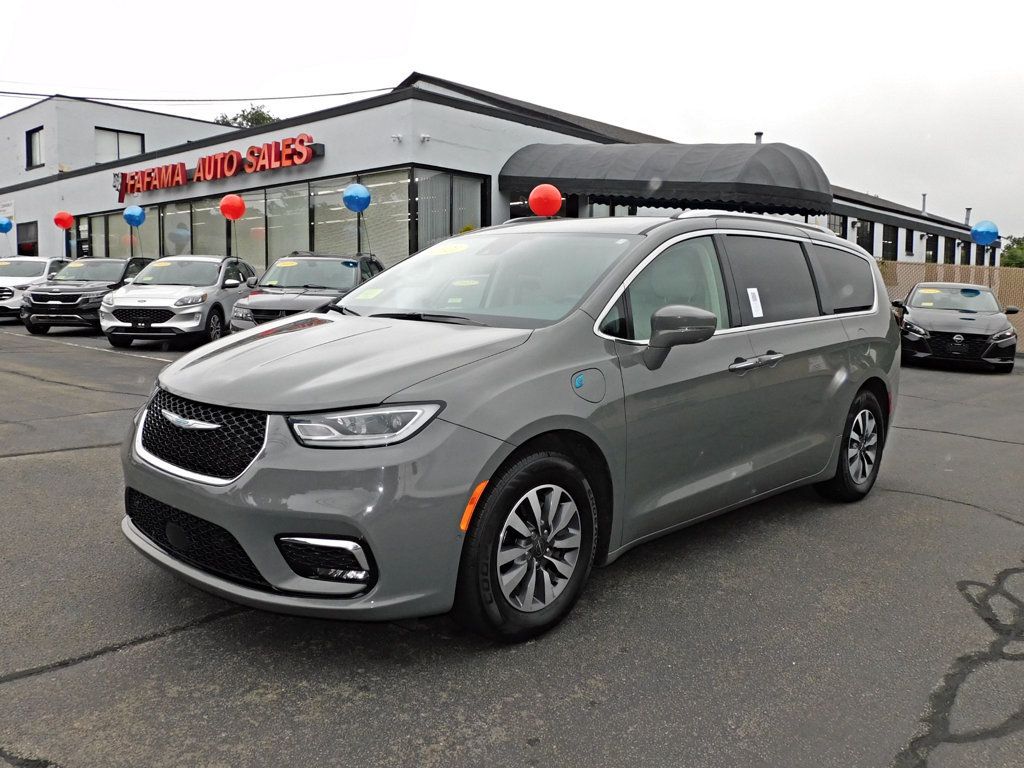 2021 Chrysler Pacifica Hybrid Touring L - 22523760 - 1