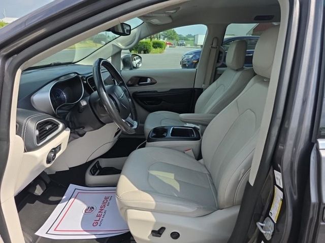 2021 Chrysler Pacifica Hybrid Touring L FWD - 23049078 - 11