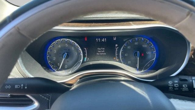 2021 Chrysler Pacifica Limited AWD - 23026706 - 21