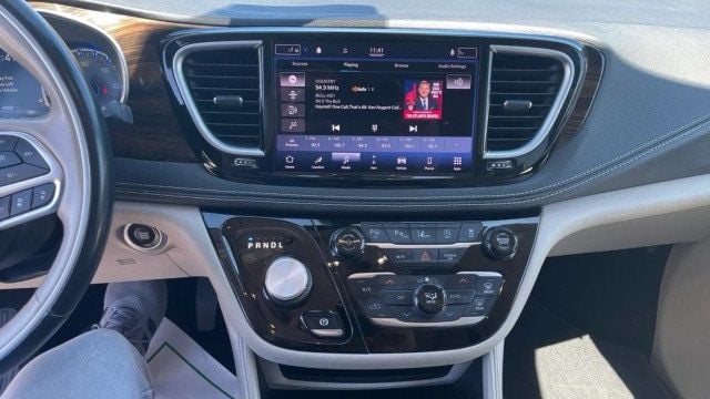 2021 Chrysler Pacifica Limited AWD - 23026706 - 22