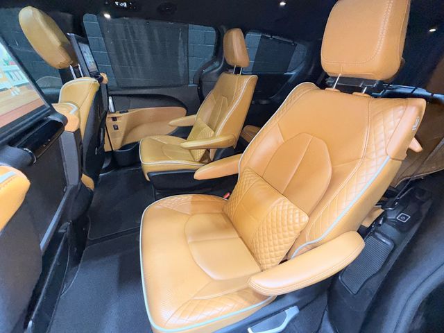 2021 Chrysler Pacifica Pinnacle AWD - 23072330 - 2
