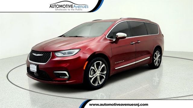 2021 Chrysler Pacifica Pinnacle AWD w/ Trailer-Tow Group - 23066962 - 0