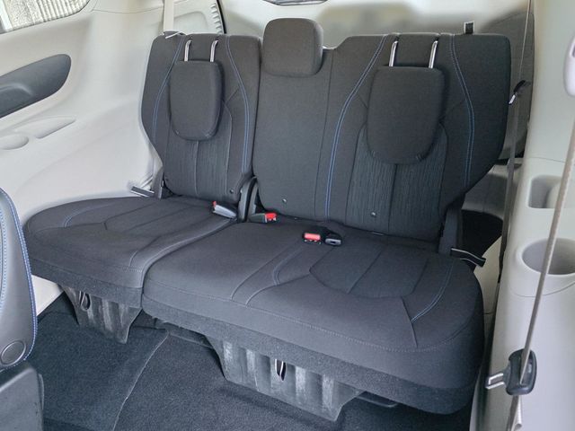 2021 Chrysler Pacifica Touring FWD - 22930831 - 14