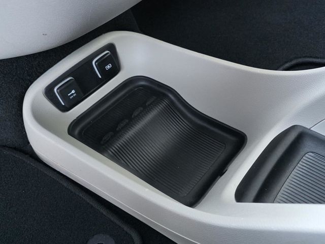 2021 Chrysler Pacifica Touring FWD - 22930831 - 26