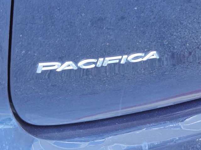 2021 Chrysler Pacifica Touring FWD - 22930831 - 32