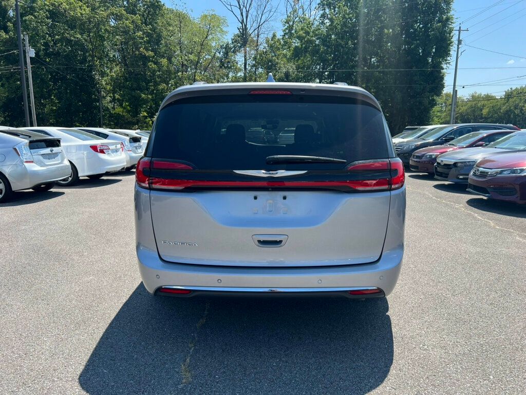 2021 Chrysler Pacifica Touring FWD - 22570244 - 3