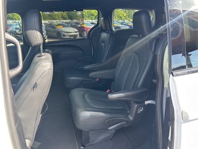 2021 Chrysler Pacifica Touring FWD - 23069834 - 7