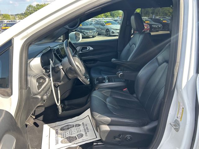 2021 Chrysler Pacifica Touring FWD - 23069834 - 8