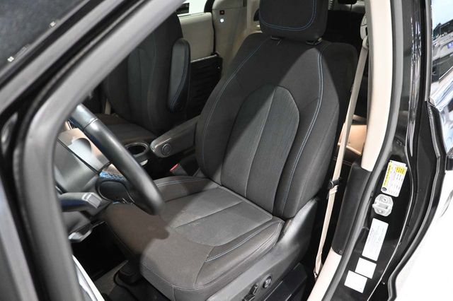 2021 Chrysler Pacifica Touring FWD - 23031685 - 13